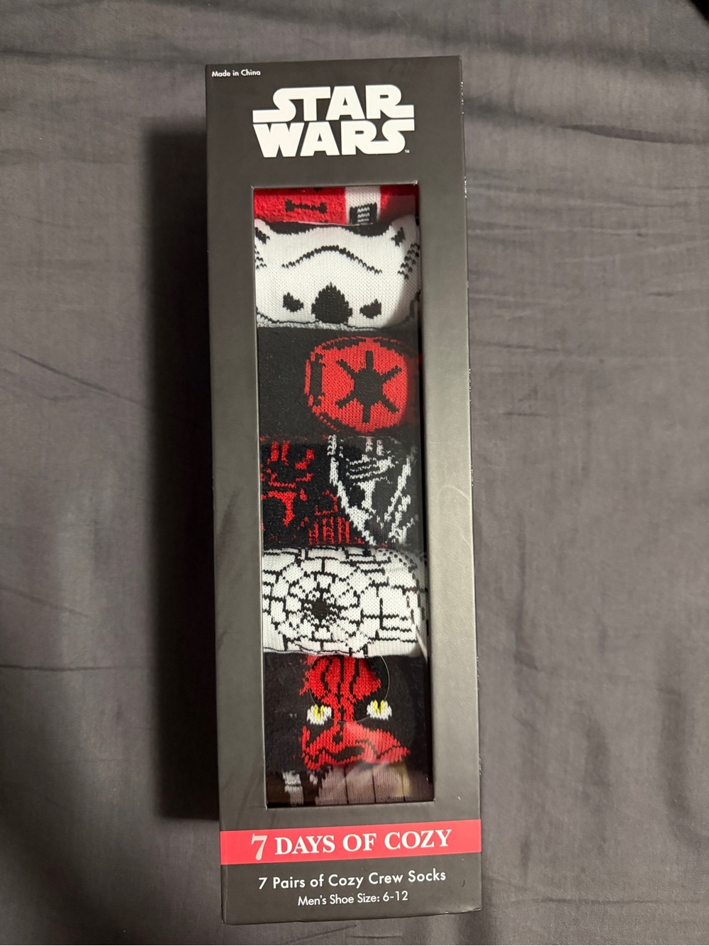 NWT Star Wars Men’s Crew Socks 7-Pack Size 6-12– Black, White & Red